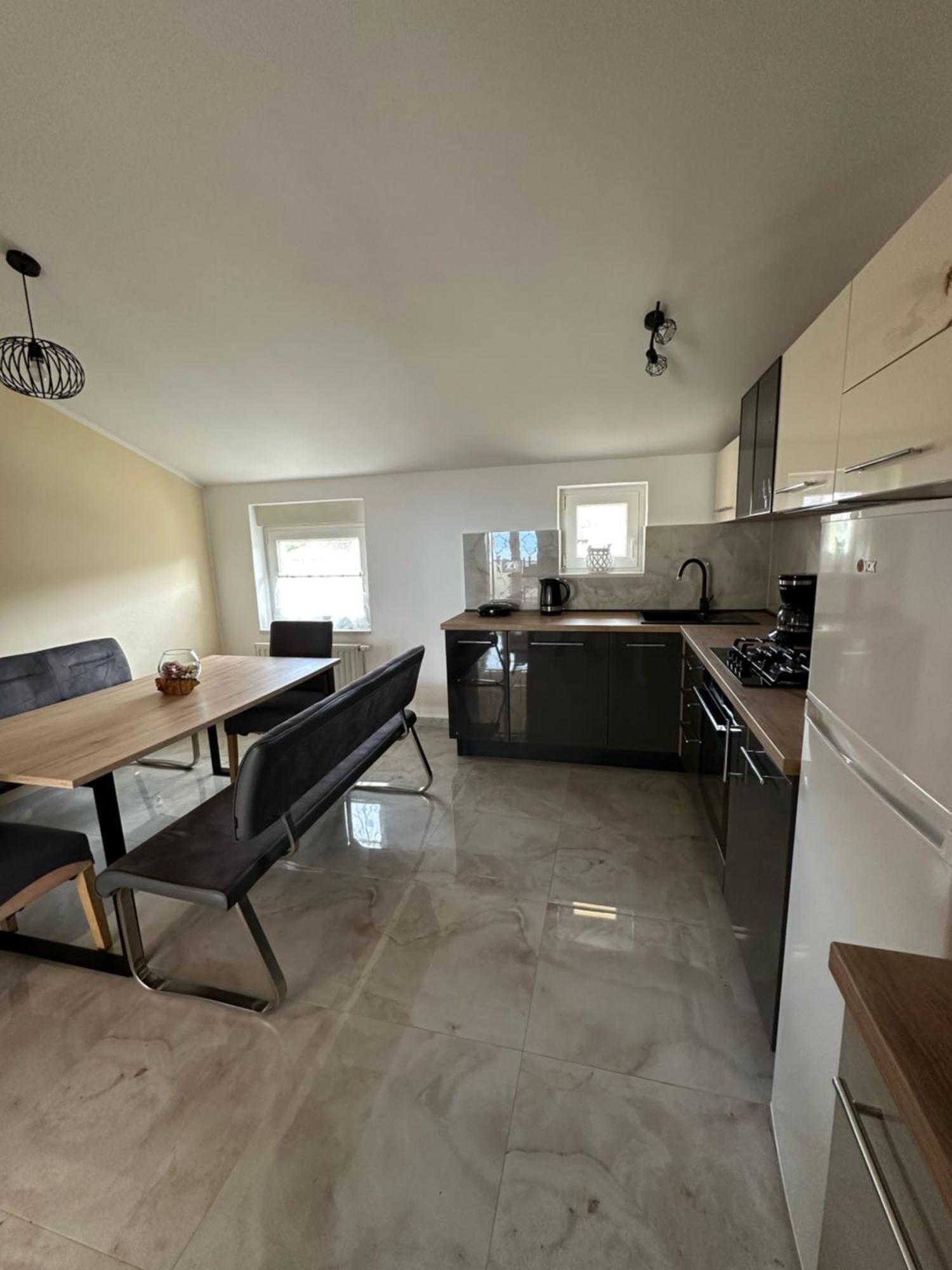 Apartmani Sandra Malinska Sveti Vid-Miholjice Kültér fotó
